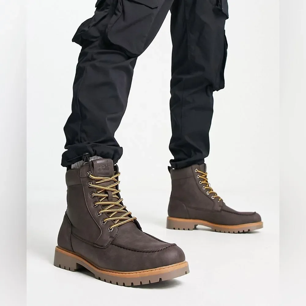 Jack & Jones faux leather brown size 8 lace up boots‎ in cognac brown NWT in box